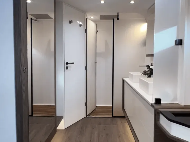 Installation technique à bord d’un catamaran